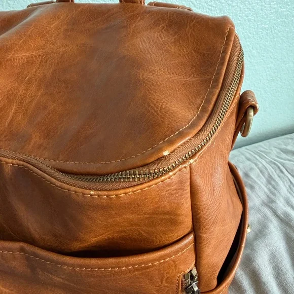 La Mere Vegan Leather Backpack Original - Picture 4 of 13